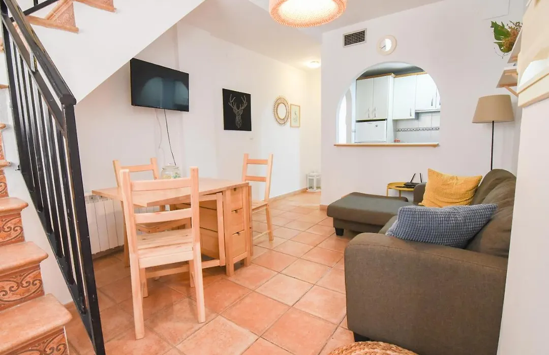 tuGuest Realejo Apartment-1