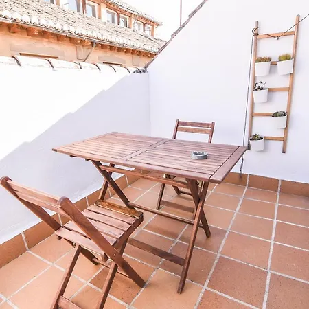 tuGuest Realejo Apartment-3